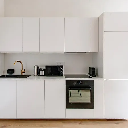 דירה Blueground Vrsovice Furnished Equipped Prg-5 *