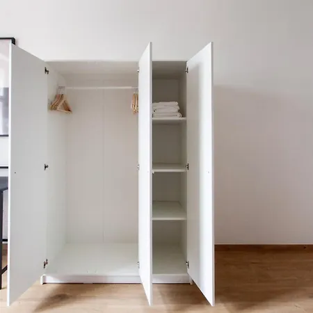 Blueground Vrsovice Furnished Equipped Prg-5 Praag