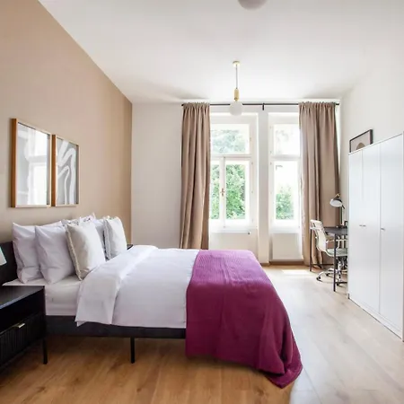 Appartement Blueground Vrsovice Furnished Equipped Prg-5 Praag